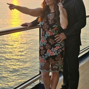 Guess floral cocktail dress